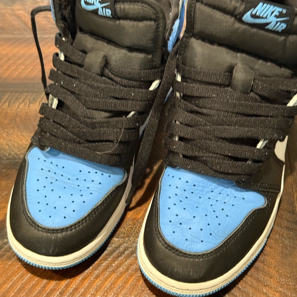 Nike Kids' Black and Blue Air Sneakers